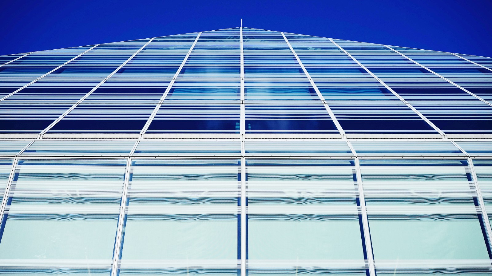 Υαλοπίνακες: Επαναστατική τεχνολογία σπάει κάθε ρεκόρ ενεργειακής απόδοσης